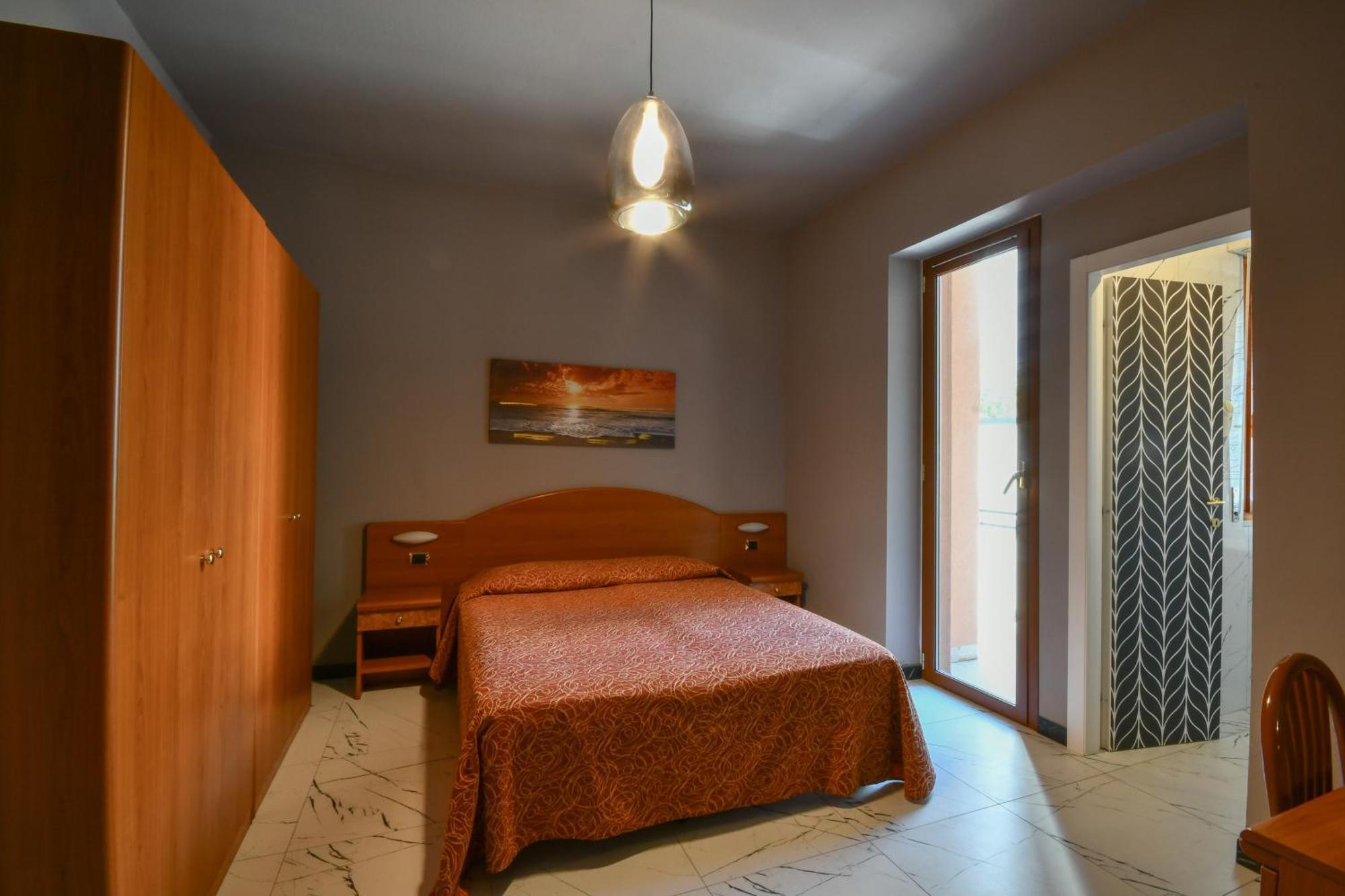 Hotel Residence Paradiso Moneglia Rom bilde