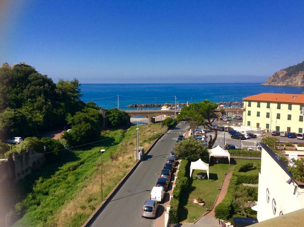 Hotel Residence Paradiso Moneglia Eksteriør bilde